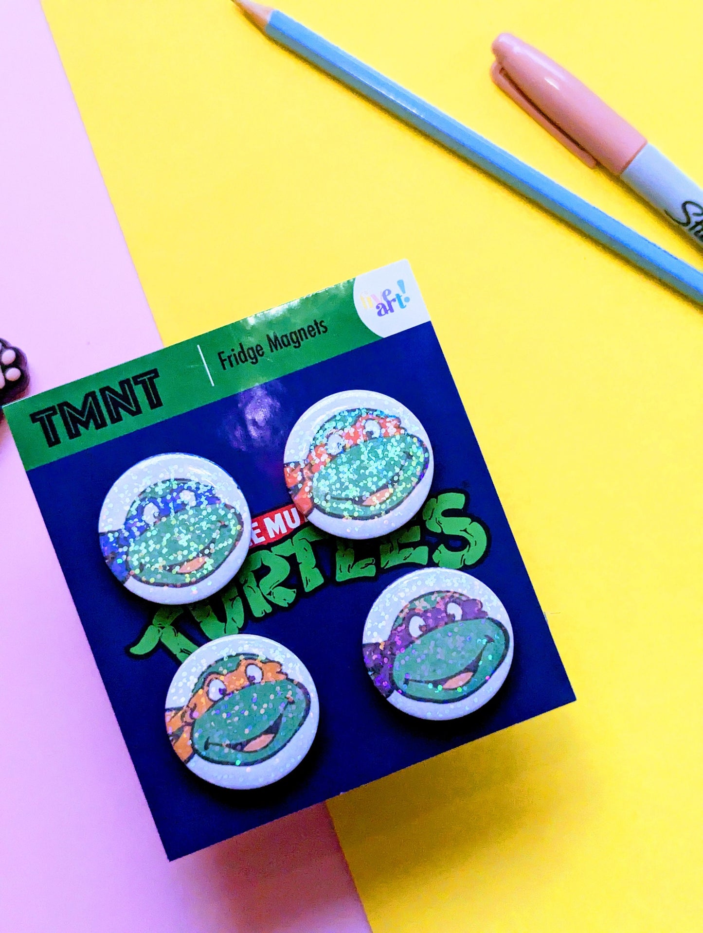 TMNT holographic MAGNETS set of 4/ Holográphic fridge magnets power ups from Teenage Mutant Ninja Turtle magnets.